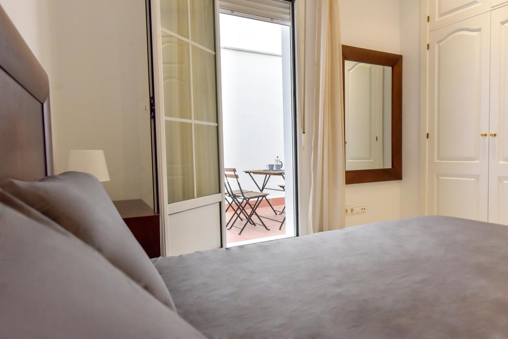 New! Quality Flat In The Center - Private Terrace *